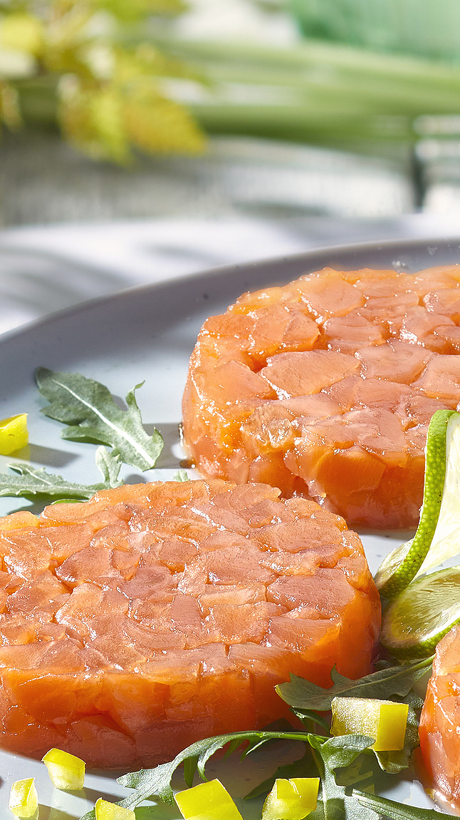 Tartare_di_salmone_detail_60081 Tartare_di_salmone_detail_60081