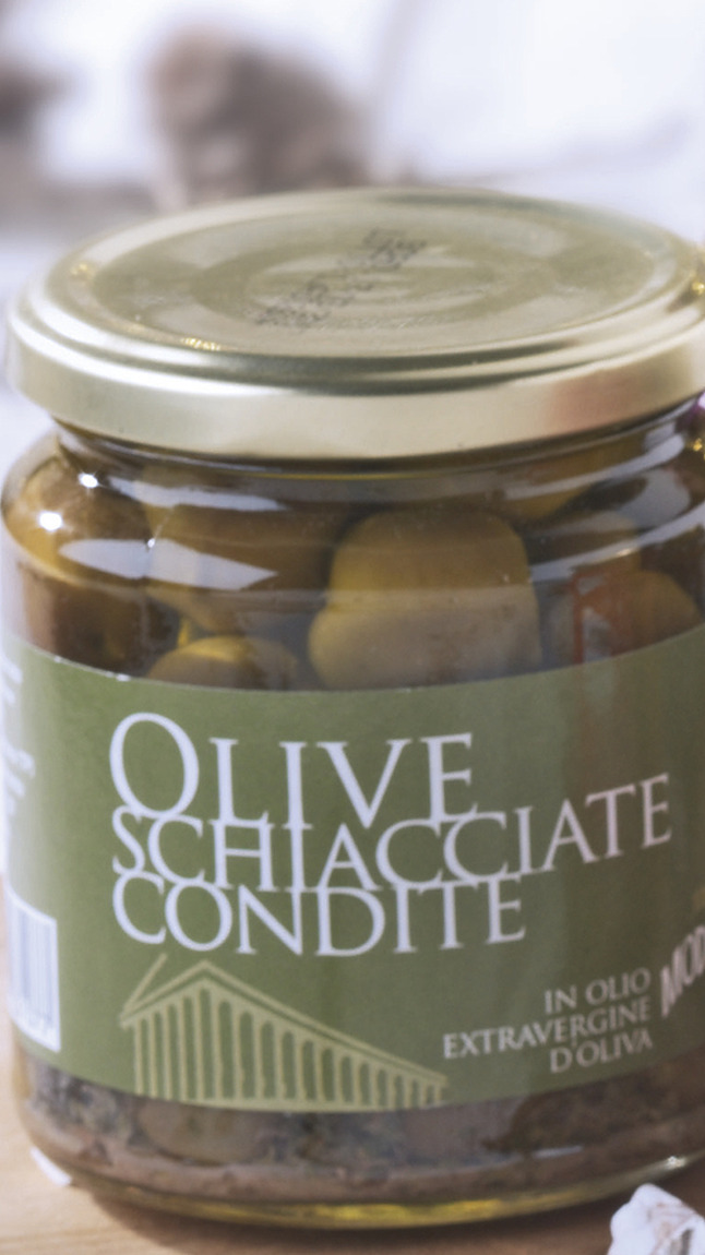 Olive_schiacciate_condite_detail_14754 Olive_schiacciate_condite_detail_14754