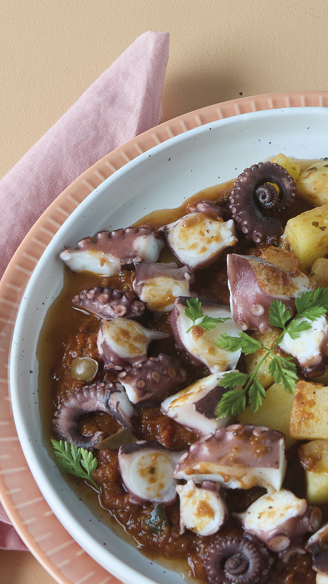 Totano_alla_Luciana_con_patate_detail_35179 Totano_alla_Luciana_con_patate_detail_35179