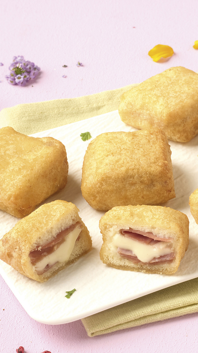 Mortadella_e_Stracciatella_di__detail_35272 Mortadella_e_Stracciatella_di__detail_35272